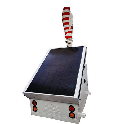 Nachhaltigkeit Mobiler Solaranhänger mit Windkraftanlage für abgelegene Bergregionen